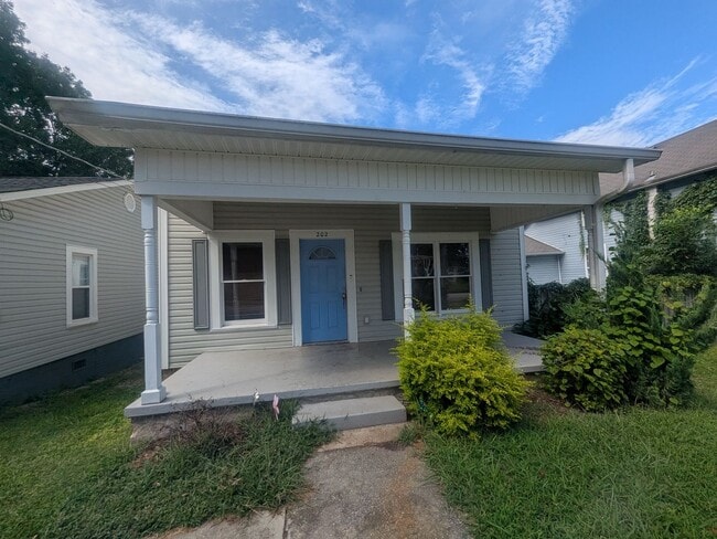 Building Photo - 202 Beirne Ave NW Rental