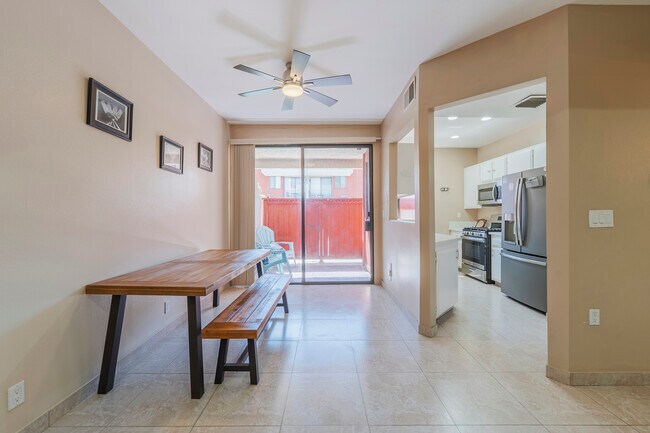 Photo - 7211 Cozycroft Ave
