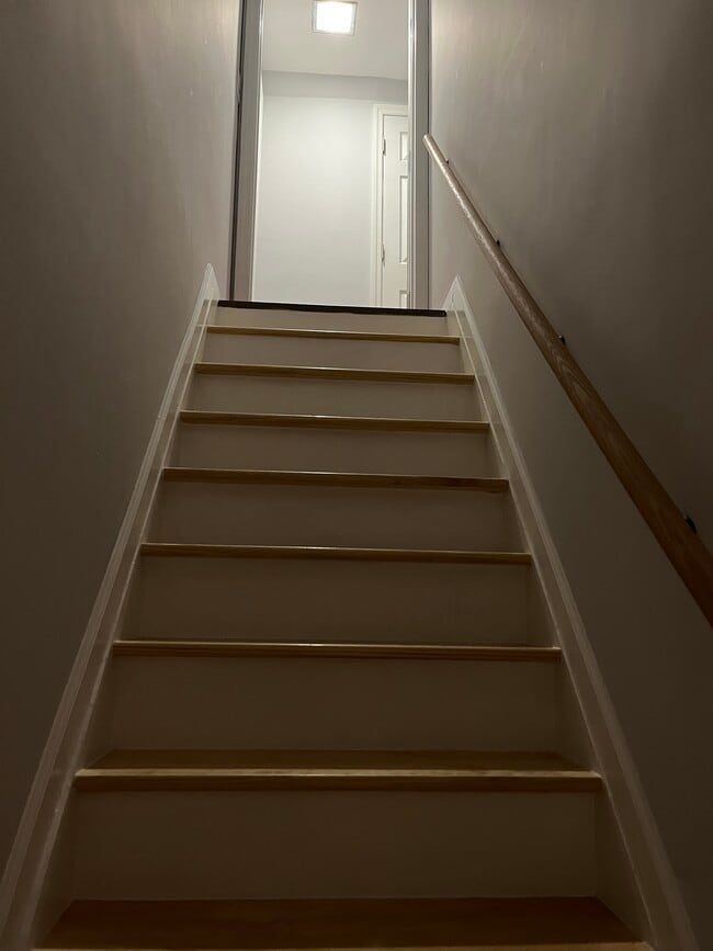 Photo - 8 Bunting Ln Unidad Yolanda Giraldo