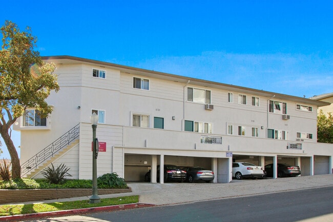 Levering Apartments
