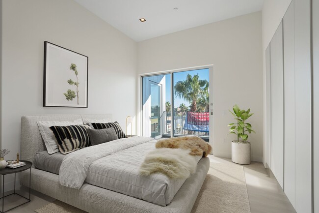 Building Photo - CityPlace Rental