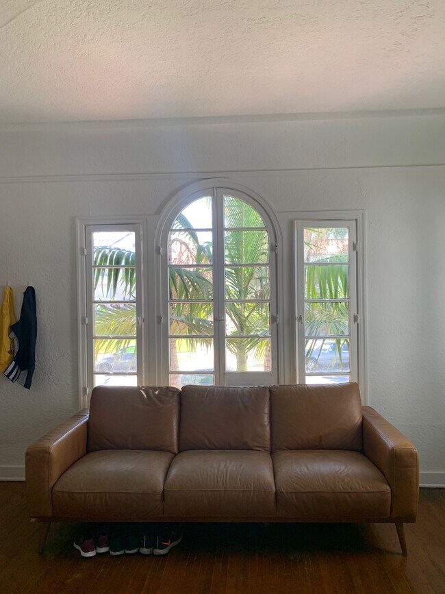 Photo - 1016 S Orange Dr Unit 1016