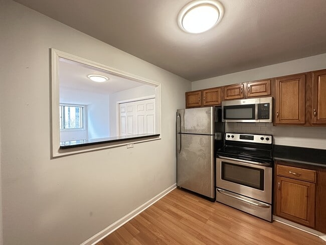 Photo - 1349 N Dearborn St Unit F6