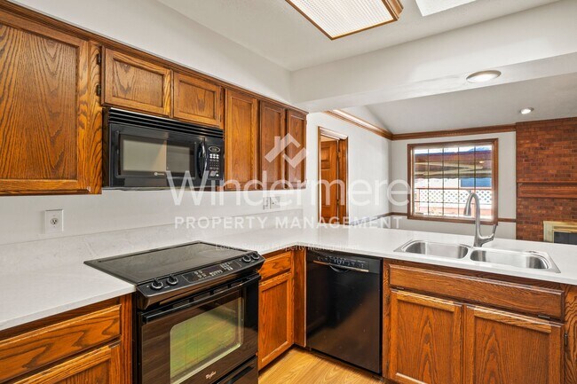 Photo - COMING SOON !! Sundance Brick Rancher on CuldeSac