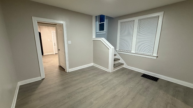 Photo - 78 E Barthman Ave