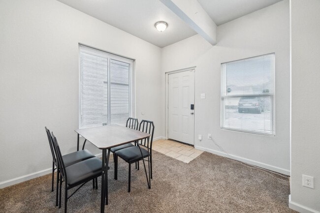 Photo - 2737 Purington Ave Unit 2737
