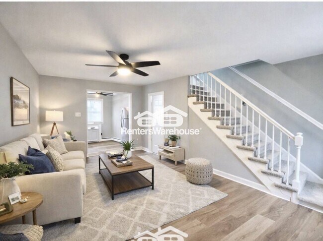 Photo - 1308 Gough St