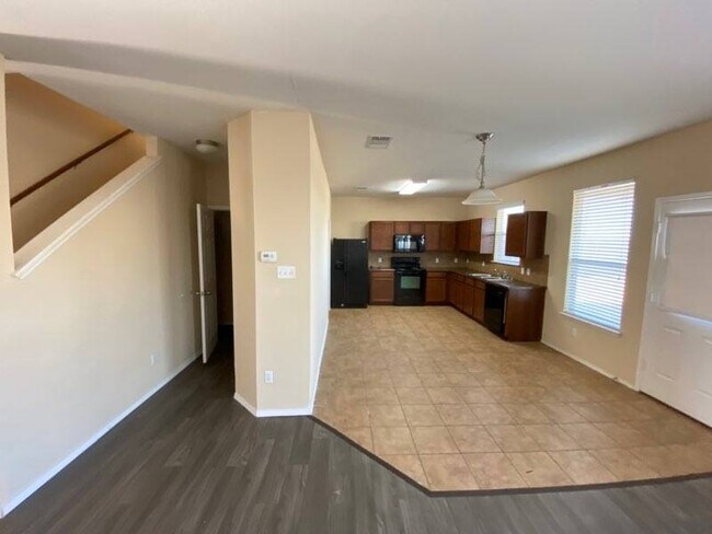 Photo - 5905 Adair Dr