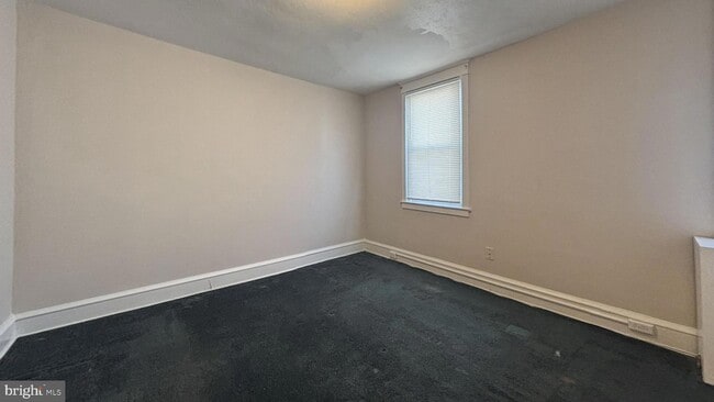 Photo - 644 Littlecroft Rd