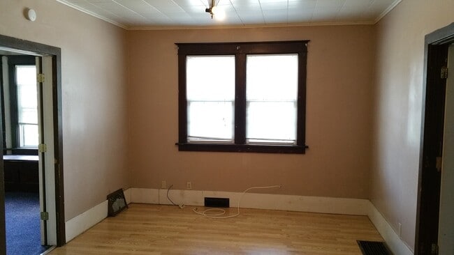 Photo - 128 E Davenport St Unit 128-02 (Lower)