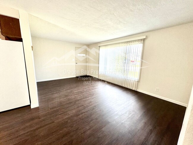 Photo - Dog Friendly 3 bdrm/1 bath Coos Bay Home
