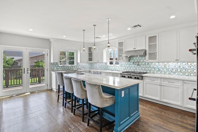 Photo - 2682 E Villa St