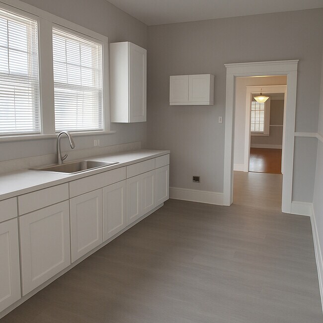 Photo - READY FOR MOVE IN!!! 1/2 OFF FIRST MONTH!!...