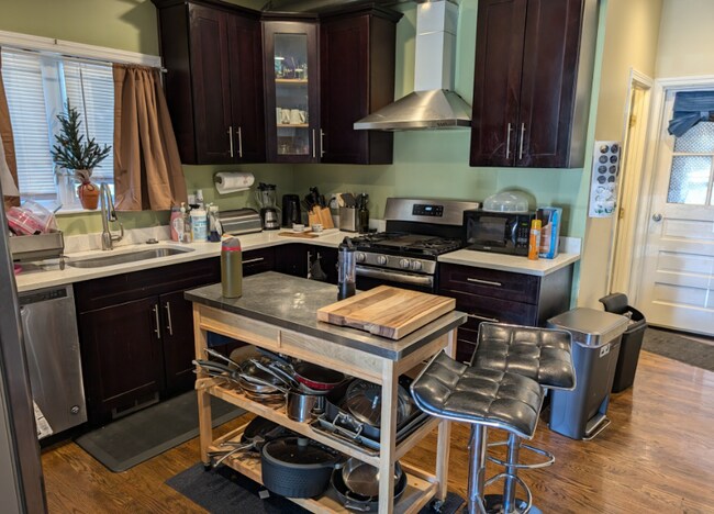 Photo - 92 Walnut St Unit #1