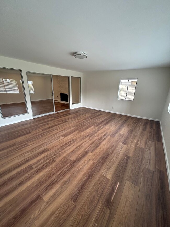 Photo - 852 Glenwick Ave