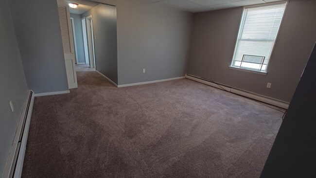 Photo - 18 S Forklanding Rd