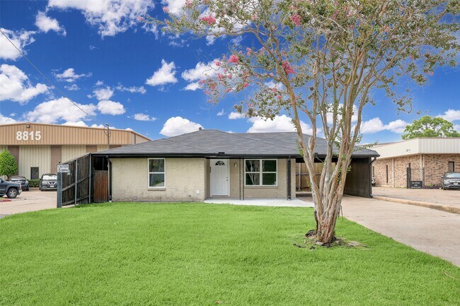 Building Photo - 8817 Emmott Rd Rental