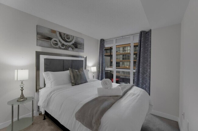 Photo - 155 Dan Leckie Way Unit SI ID1403760P