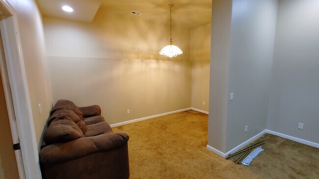 Photo - 1185 Stanton St
