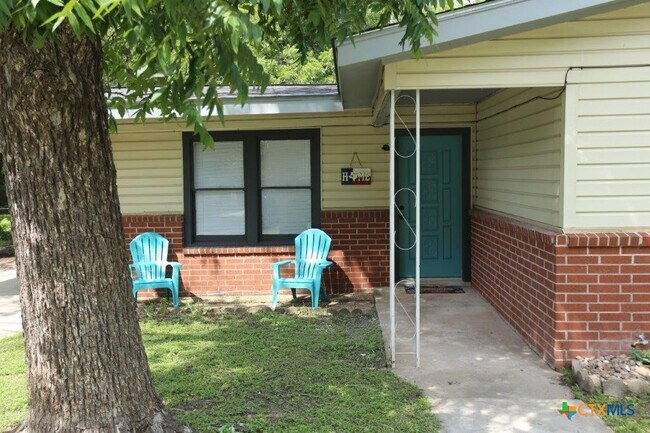 Photo - 128 Sherwood St