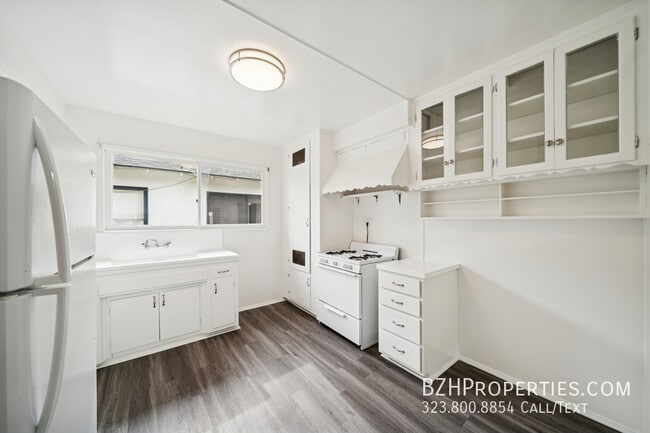 Photo - 5307 Vantage Ave Unidad 6