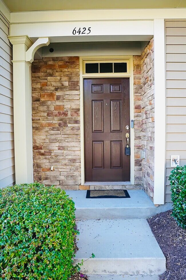 Photo - 6425 Swatner Dr