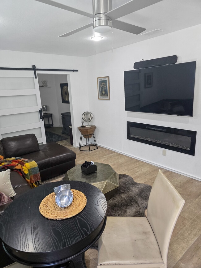 Photo - 3622 Wild Oats Ln