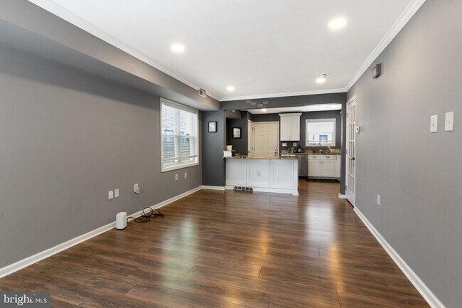 Photo - 1719 Ridge Ave