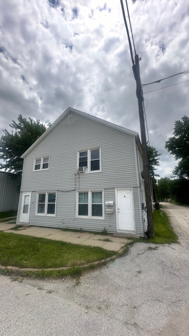 214 W Jefferson St
