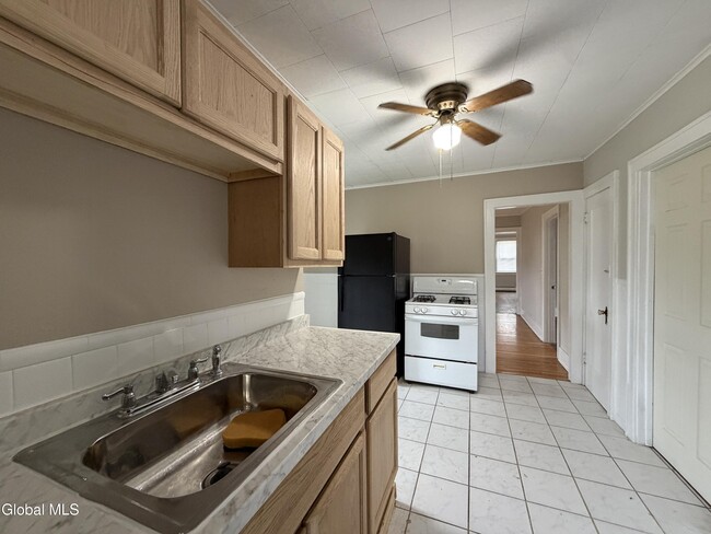 Photo - 102 Main Ave Unidad 1st floor