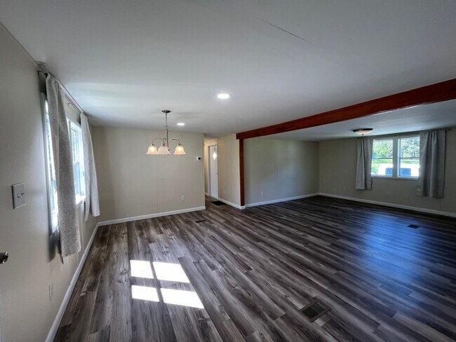 Photo - Nicely Remodeled 2 Bedroom, 1 Bathroom Manufactured home on 1 acre