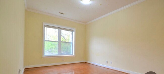 Photo - Charming 3 Bedroom-No Broker Fee