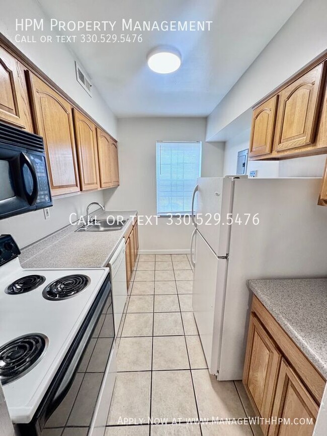 Photo - 3310 Warrensville Center Rd Unit MT-209