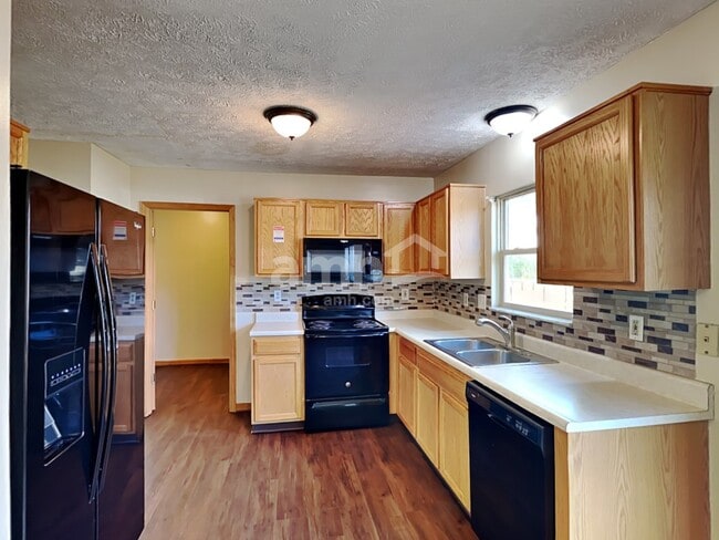 Photo - 3969 Eastrise Dr
