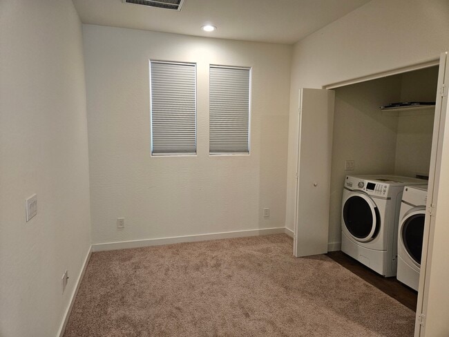 Photo - 3218 W Glendale Ave