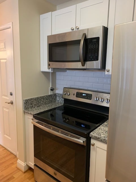 GLASS TOP STOVE - 1075 Peachtree Walk NE Unit A205