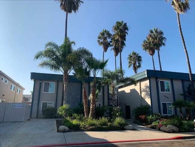 Building Photo - Del Coronado Villas 3 Unit 1 bedroom RENT SPECIAL