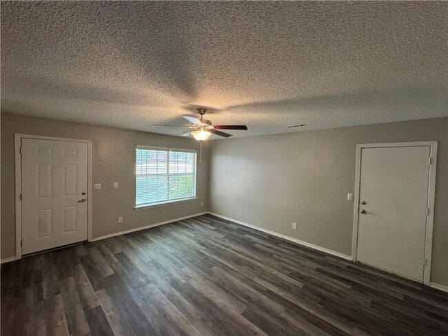 Photo - 4420 W Franciscan Trail