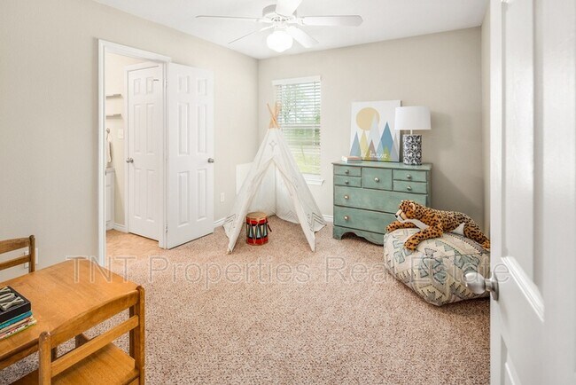 Photo - 9902 Risky's Ranch Dr