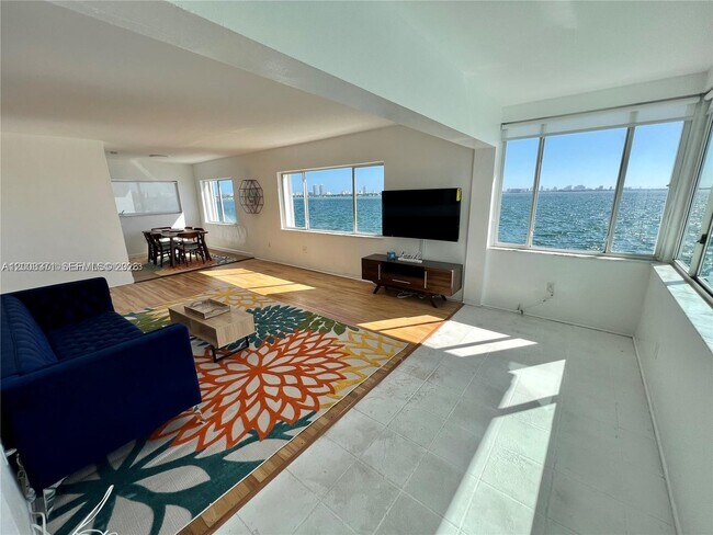 Photo - 1840 S Treasure Dr Unit 11