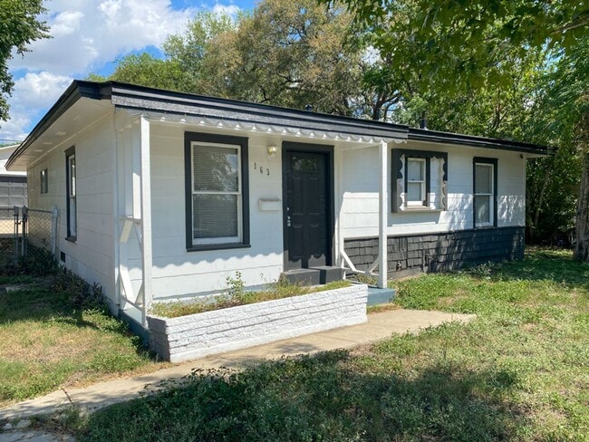 3BED/2BATH HOUSE FOR RENT AVAILABLE NOW! *... - 3BED/2BATH HOUSE FOR RENT AVAILABLE NOW! *...