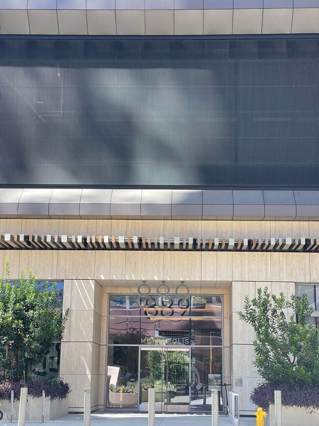 Photo - 889 Francisco St Unit 889 Francisco St, 2402