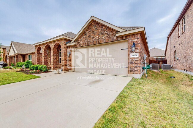 Photo - Modern 3 Bedroom Single-Story Home for Rent in Aubrey!