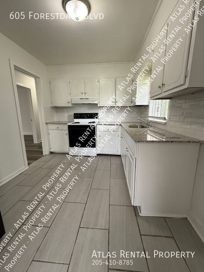 Photo - 605 Forestdale Blvd