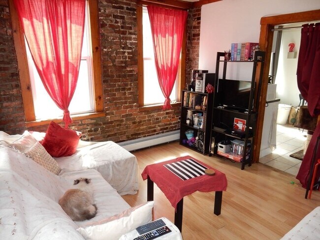 Photo - 274 Cambridge St Unidad 5
