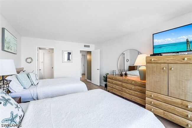 5 Bluebill Ave Unit 810