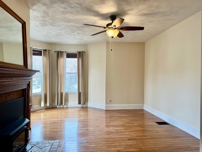 55 Beach St Unit 2