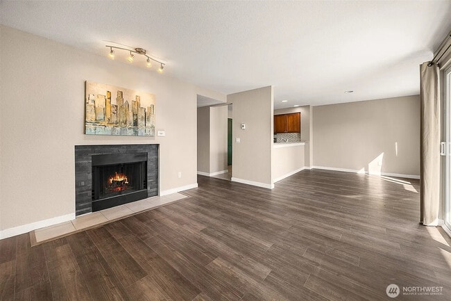 Building Photo - 1311 12th Ave S Unit A303