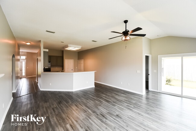 Photo - 1845 Northglen Cir