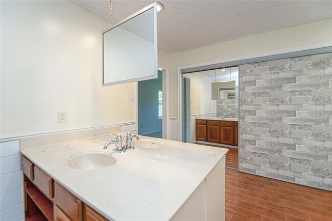 Photo - 25418 Sugar Valley Ln